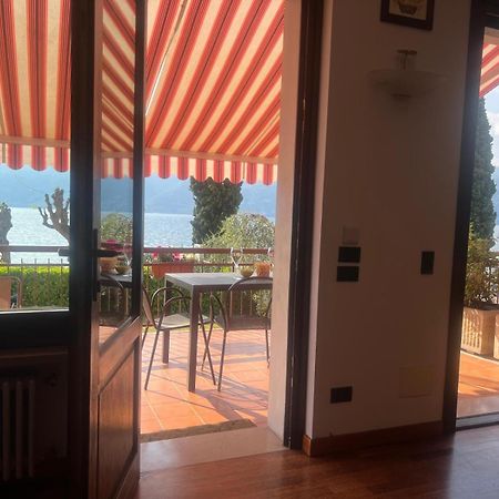 Residence Villa Al Lido Brenzone sul Garda Luaran gambar