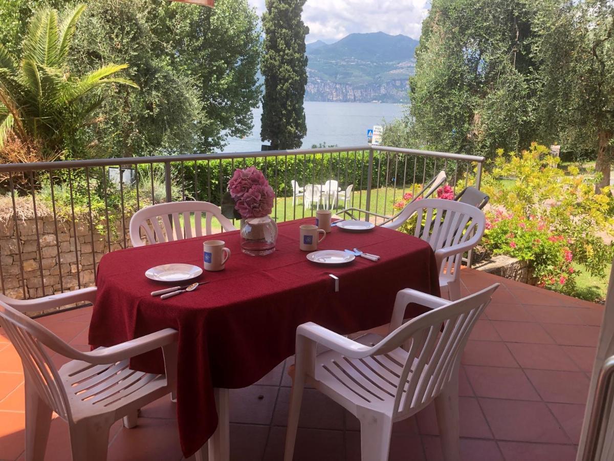Residence Villa Al Lido Brenzone sul Garda Luaran gambar