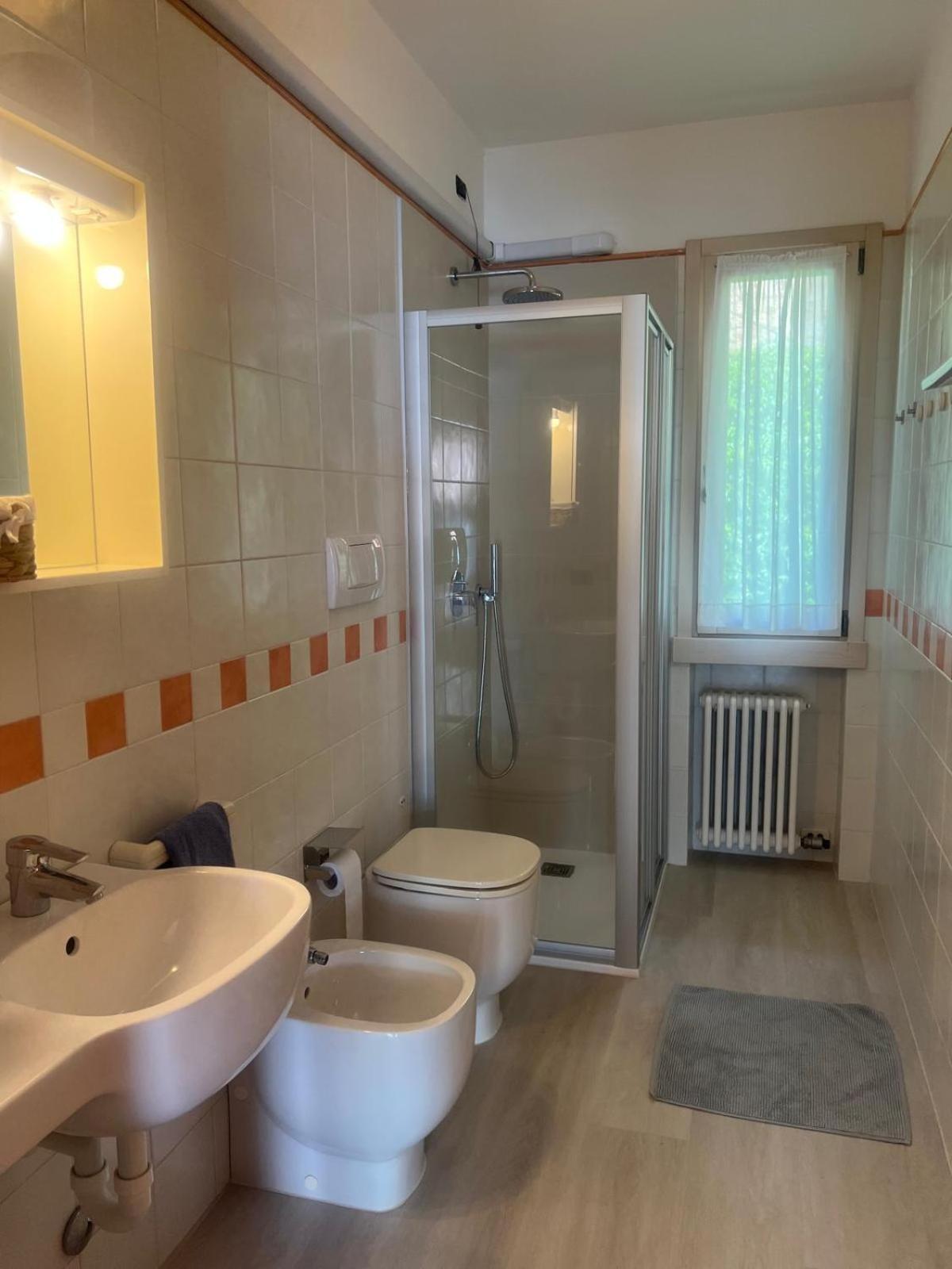 Residence Villa Al Lido Brenzone sul Garda Luaran gambar