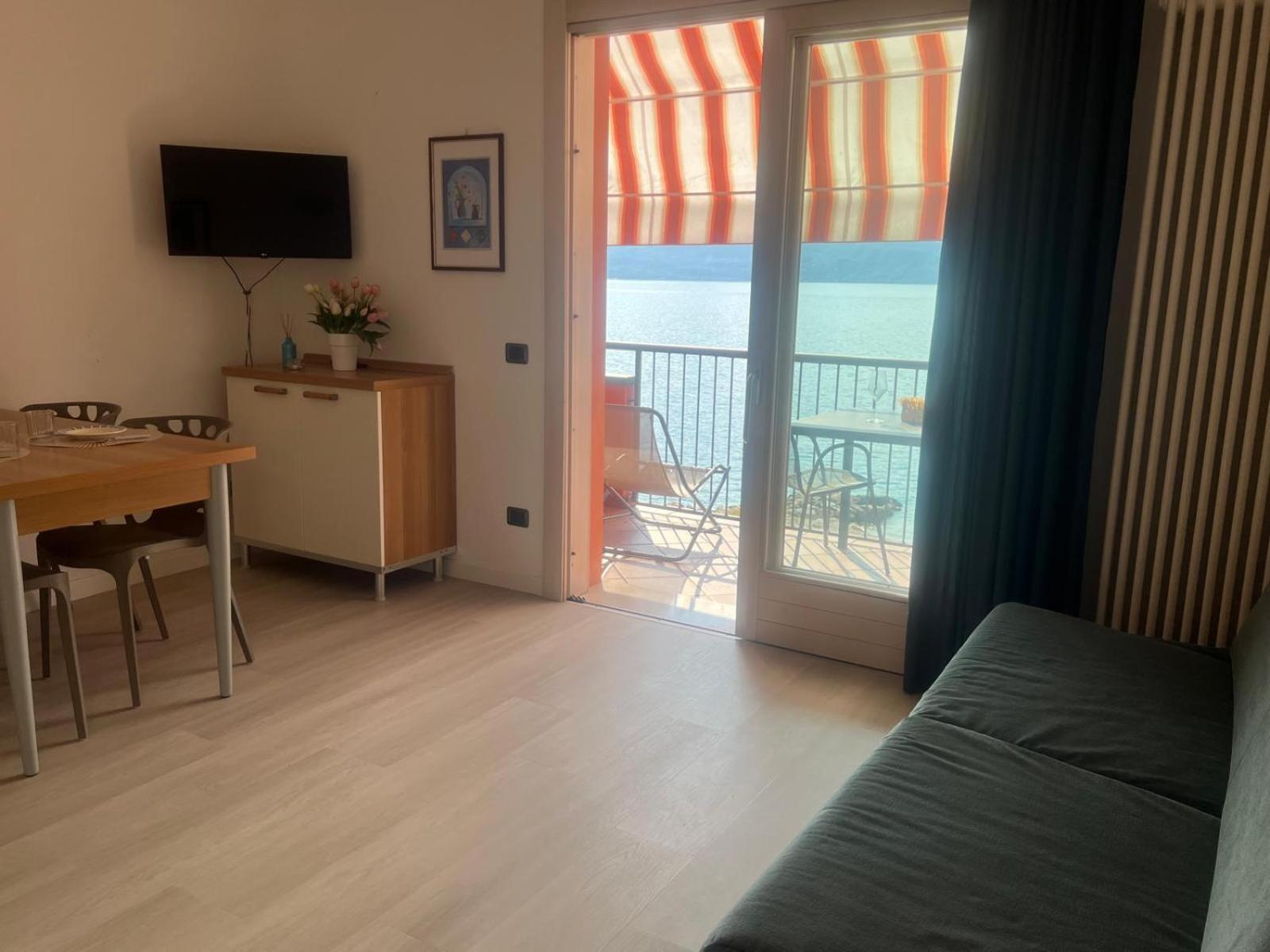 Residence Villa Al Lido Brenzone sul Garda Luaran gambar