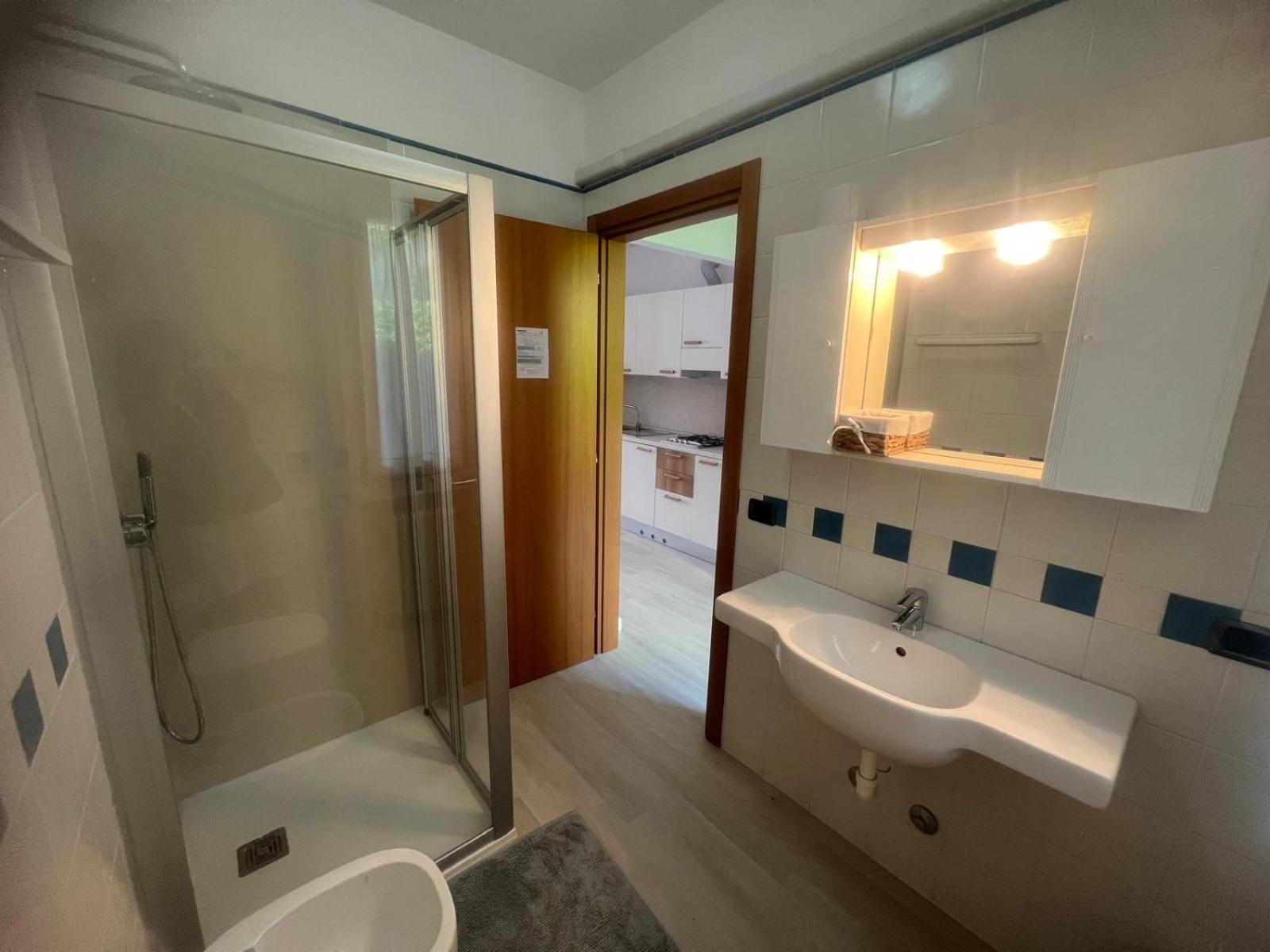 Residence Villa Al Lido Brenzone sul Garda Luaran gambar